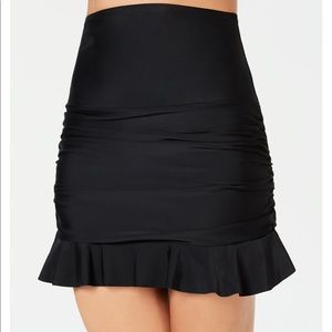 Swim skirt